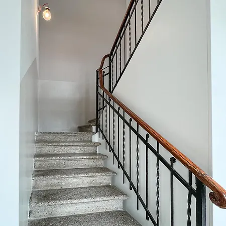 M14 Residenza Bassanello Pensión *