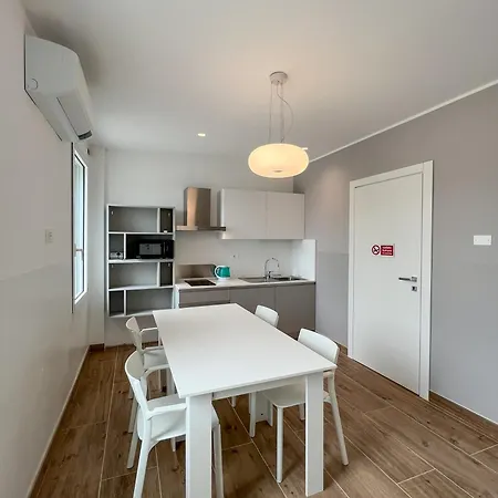 M14 Residenza Bassanello Gasthof Padua