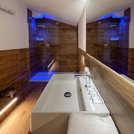 M14 Residenza Bassanello 3*